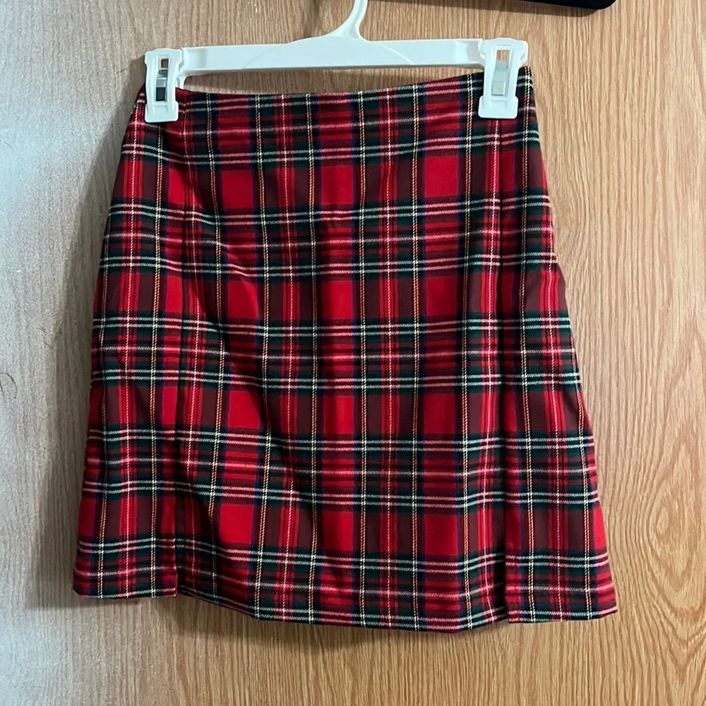 Brandy Melville skirt - Picture 1 of 4